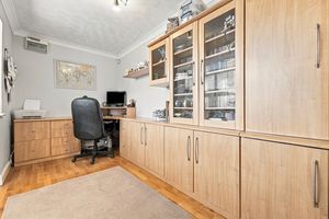 BROMLEY ROAD- click for photo gallery